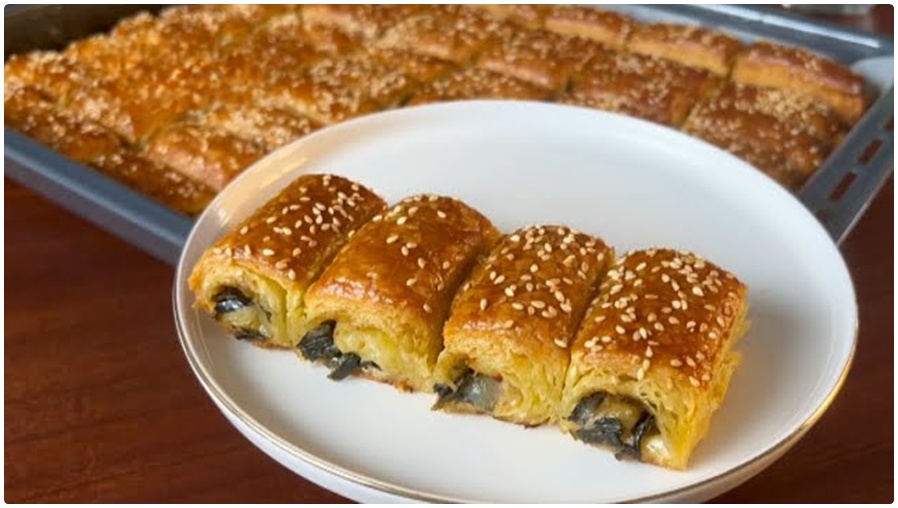 El Açması Ispanaklı Çıtır Börek Tarifi